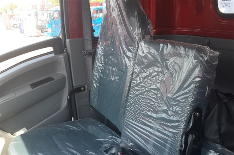 中国重汽 豪曼 130马力 4X2 3.8米 国四自卸车(ZZ3048F18DB1)