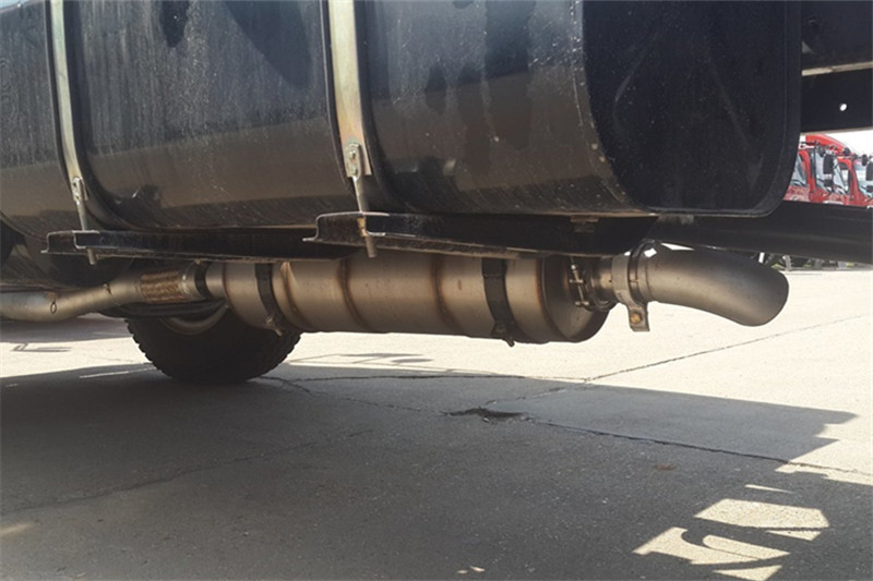 中国重汽 豪曼 130马力 4X2 3.8米 国四自卸车(ZZ3048F18DB1)