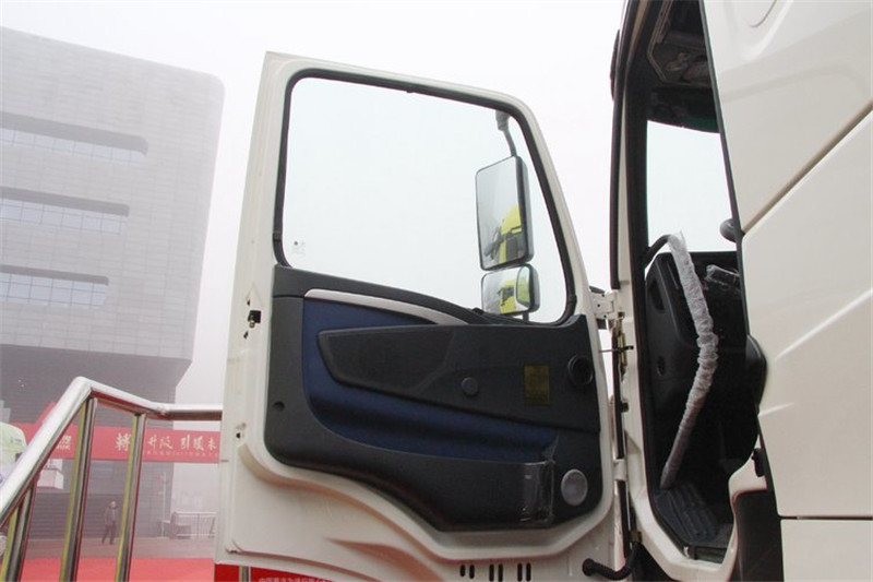 中国重汽 HOWO T6G重卡 380马力 6X4 国五万博体育app下载入口
(ZZ4257N324WE1)