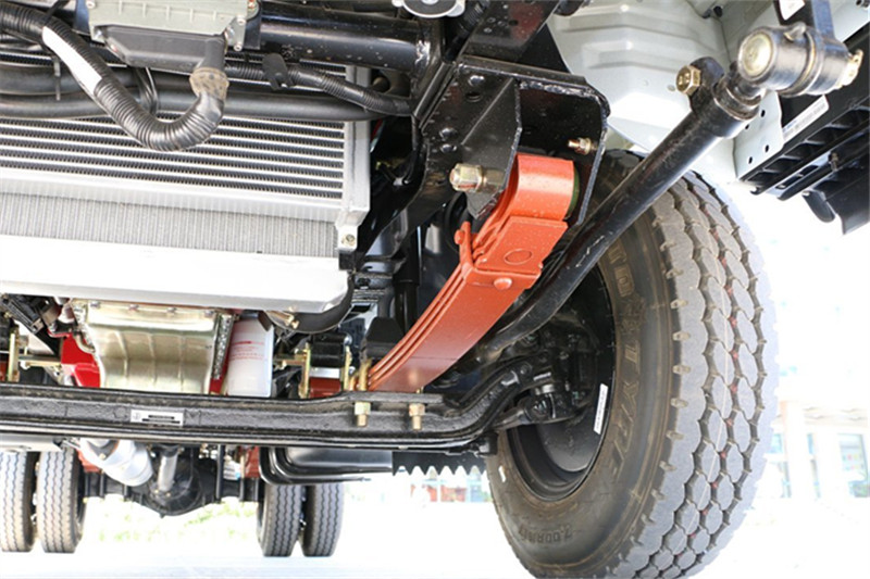 唐骏欧铃 T1系列 95马力 4X2 4.2米 国五单排栏板轻卡(ZB1040KDD6V)