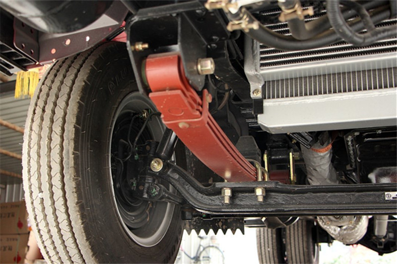 唐骏欧铃 T1系列 83马力 4X2 3.7米 国五单排厢式微卡(ZB5040XXYKDD6V)