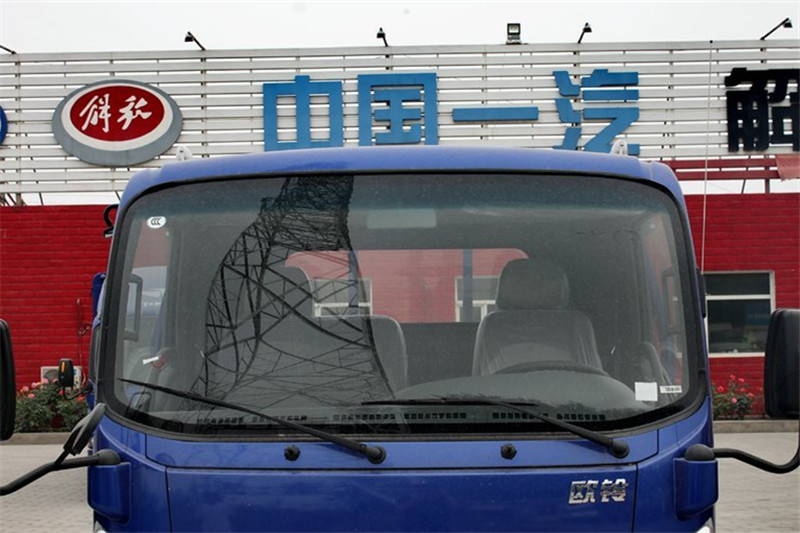 唐骏欧铃 T3系列 117马力 4.2米 4X2 国五单排栏板轻卡(ZB1040JDD6V)