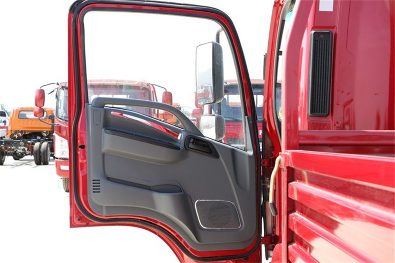 唐骏欧铃 K3系列 117马力 4.2米 4X2 国五单排栏板轻卡(ZB1040JDD6V) 