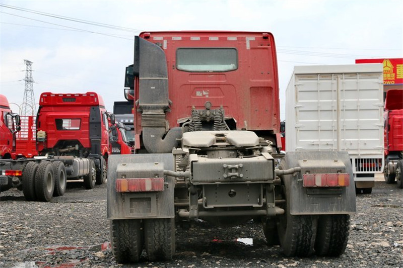 中国重汽 HOWO T7H重卡 480马力 4X2 国四危险品万博体育app下载入口(ZZ4187V361HD1W)