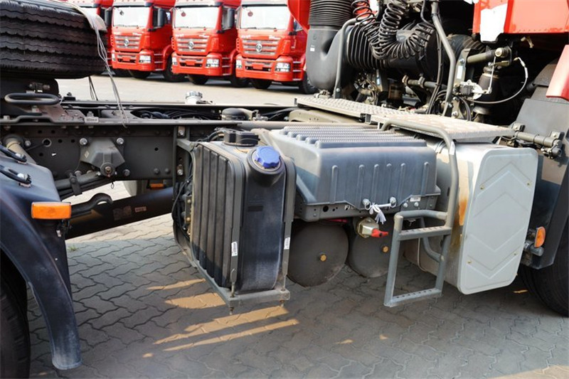 中国重汽 HOWO T7H重卡 440马力 4X2 国四万博体育app下载入口(高顶)(ZZ4187V361HD1B)