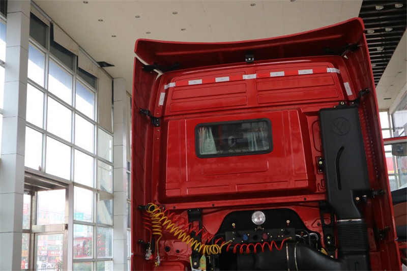 福田 欧曼EST 6系重卡 380马力 国五4X2万博体育app下载入口(BJ4189SLFKA-AA)