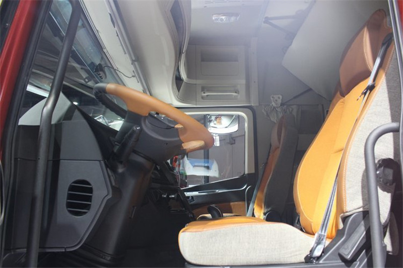 福田 欧曼EST-A 6系重卡 460马力  国五6X4危险品万博体育app下载入口(BJ4269SNFKB-AD)