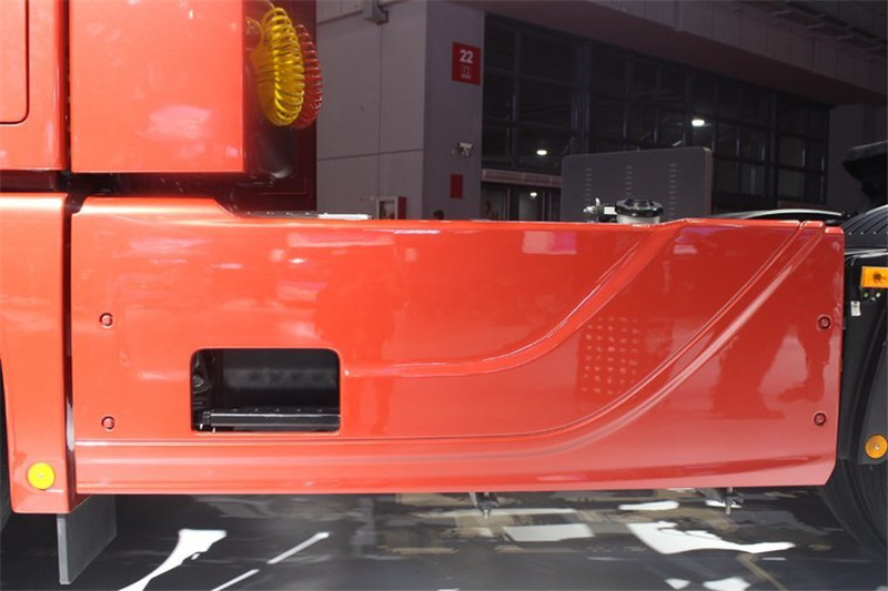 福田 欧曼EST-A 6系重卡 460马力  国五6X4危险品万博体育app下载入口(BJ4269SNFKB-AD)