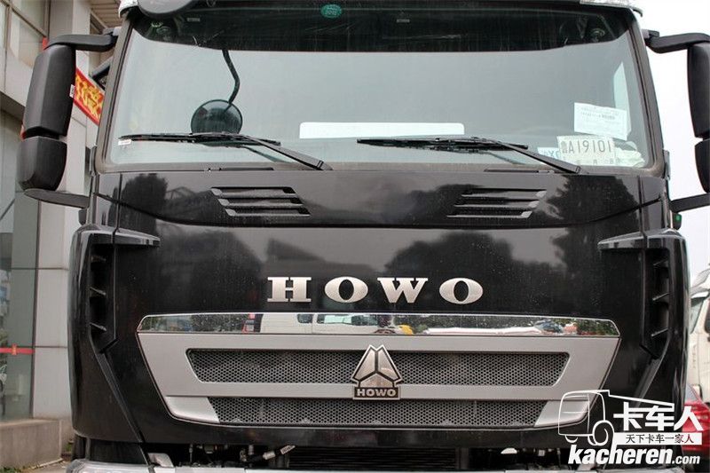 中国重汽 HOWO T7H重卡 480马力 4X2 国四万博体育app下载入口(高顶)(ZZ4187V361HD1B) 