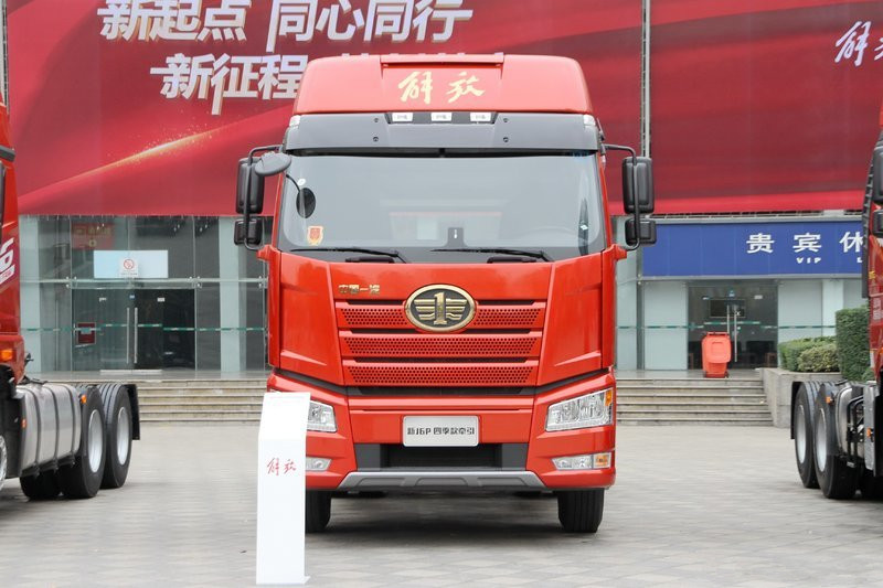 一汽解放 J6P重卡 430马力 6X4 国五LNG万博体育app下载入口(CA4250P66K29T1E5M)
