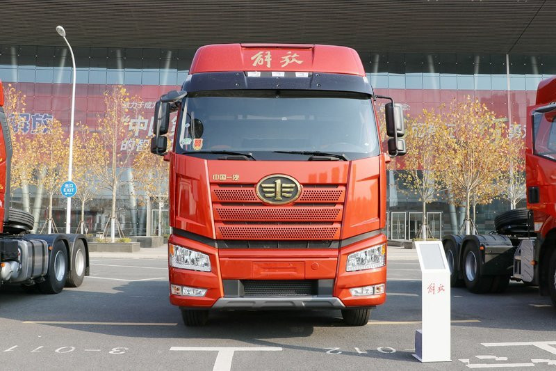 一汽解放 新J6P重卡 领航复合版 2020款 500马力 6X4 国五 万博体育app下载入口(CA4250P66K25T1A1E5)