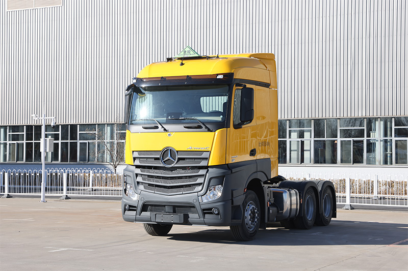 梅赛德斯-奔驰 Actros C 520马力 6×4 国六 危化品运输万博体育app下载入口