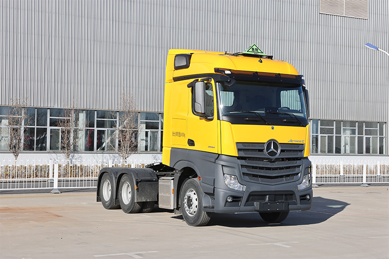 梅赛德斯-奔驰 Actros C 520马力 6×4 国六 危化品运输万博体育app下载入口