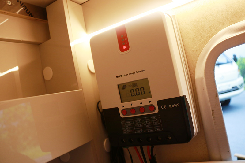 长安跨越 跨越者D5 4×2 115马力 国六 自动挡 横床 自行房车