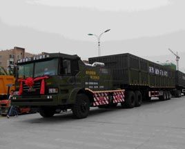 陕汽通力：国内首款新能源 双动力 超大吨位汽车列车下线