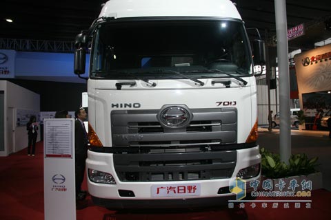 广汽日野700系列6×4高速万博体育app下载入口